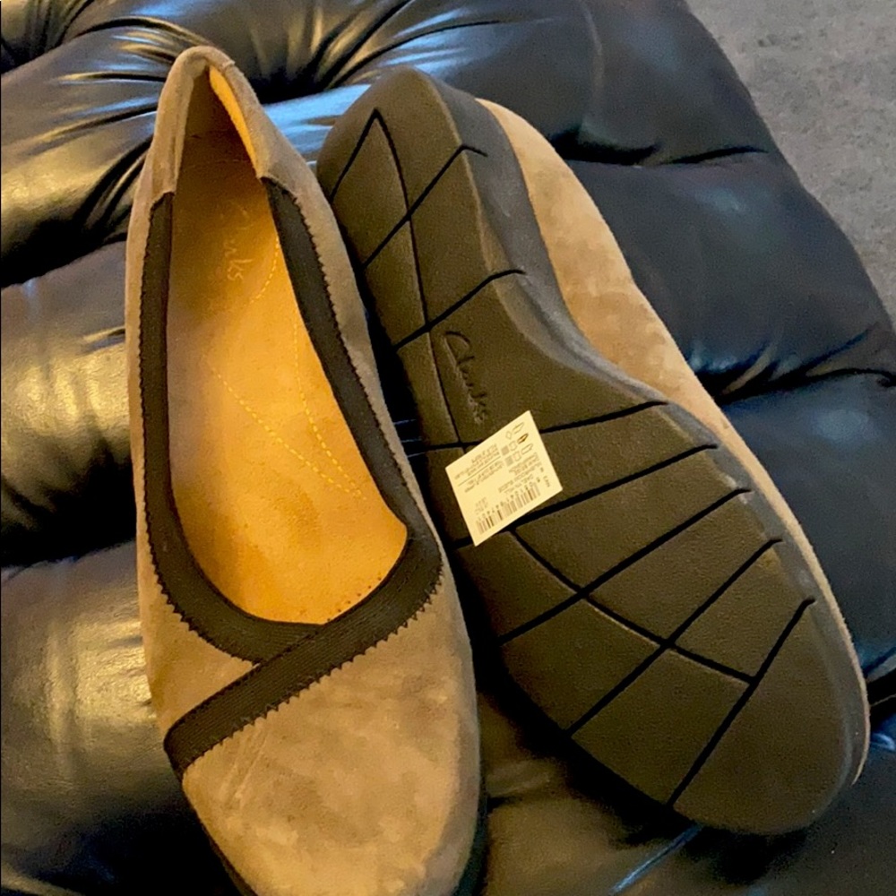 Clarks Artisan....size 9 (mushroom and black)
